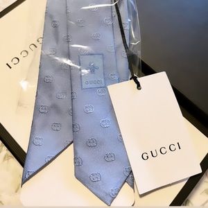 NEW Authentic Gucci Tie